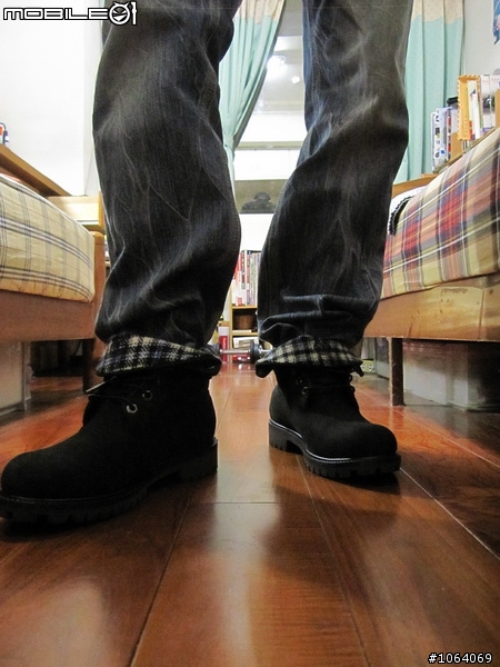 [簡單開箱]-癡漢靴 Timberland 格紋反摺靴 有實穿圖