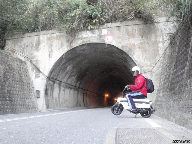 騎著 HONDA MOTOCOMPO 征服埡口 南橫之旅 ! ( 西部 )