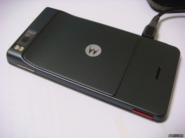 分享簡單開箱MOTOROLA DROID X 的大陸版 (ME811)