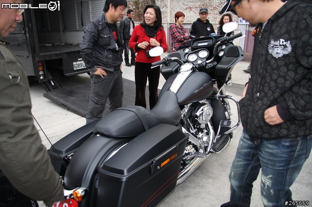 開箱文~海上鯊魚陸上游