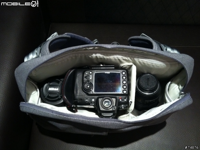 攝影包推薦～Incase ari marcopoulos camera bag