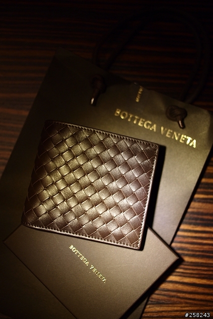 【西西分享】義大利敗家---BOTTEGA VENETA經典編織短夾