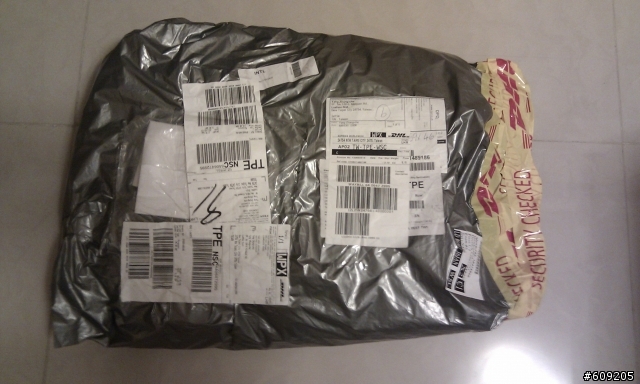 非常不專業之Superdry Premier Pea Trench Coat 開箱文