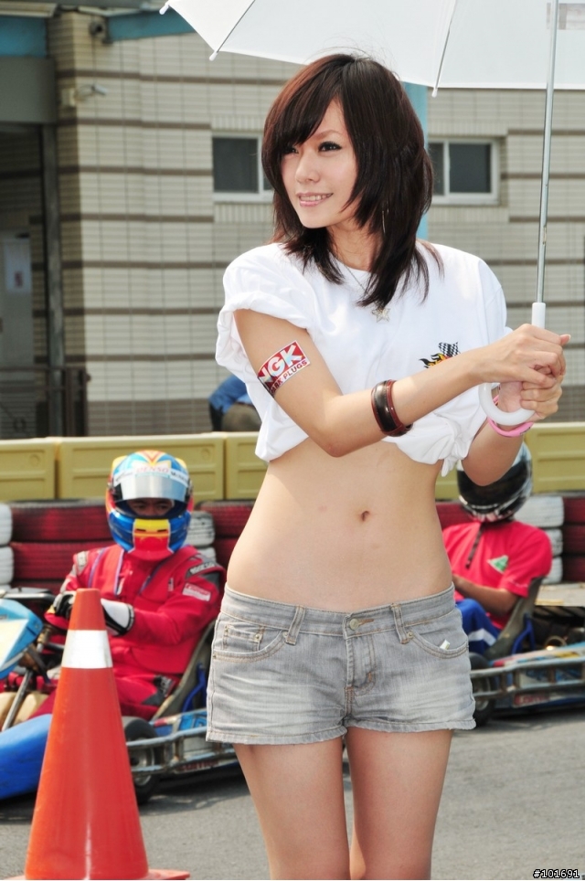 {內有美麗SG} 高雄台糖賽車場KARTING出租車比賽--2011/01/23