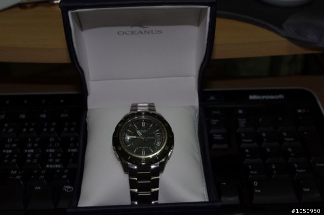 終於敗了~ OCEANUS 太陽能6局電波錶 OCW-P100TD-1A