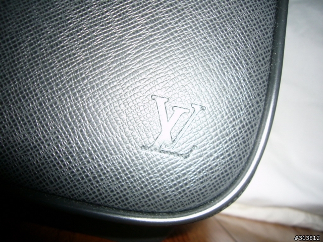 [開箱]LV Taiga Leather 登機箱 PEGASA 55 不專業開箱
