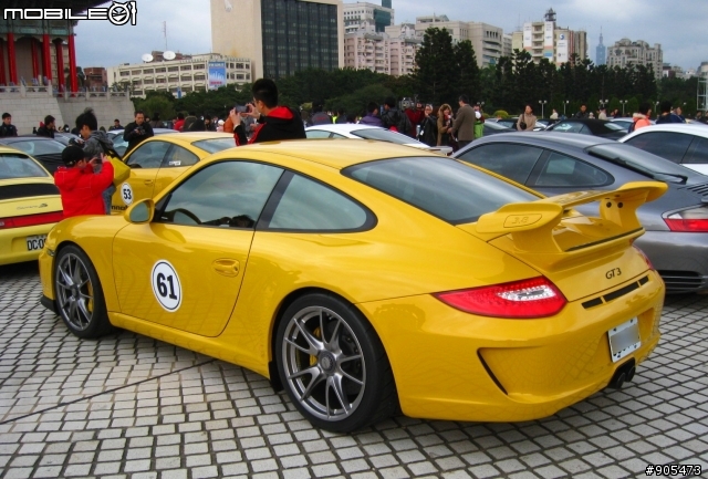元旦-porsche