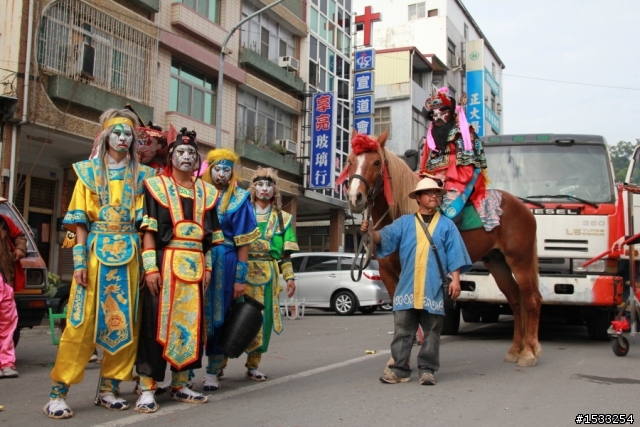 有沒有人對於拍廟會活動在行的