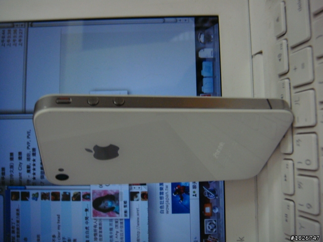 我換白iphone4了＾＾