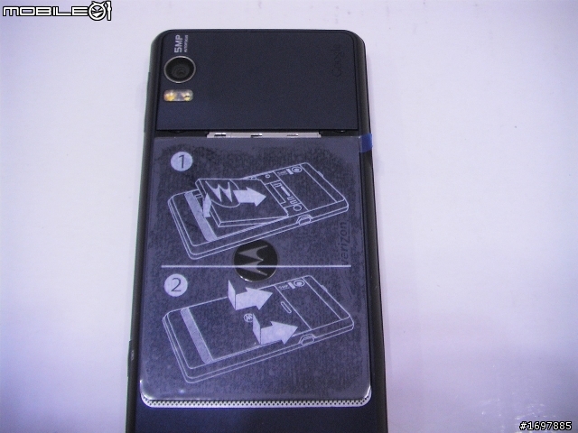 (2011/1/11更新手機畫面)一波好幾折的 Motorola Milestone 2 Global 開箱文，圖多，慎入
