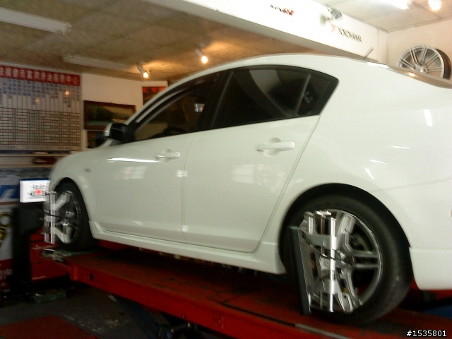 剛po完車貸結束了，放幾張那時買車到改車，到後來家裡又買一台新馬三的照片