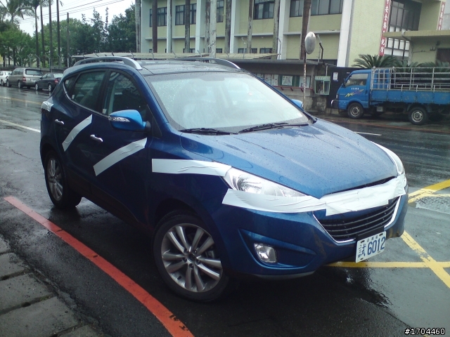 已回報分類錯誤 以為拍到ford的車 結果是現代IX35