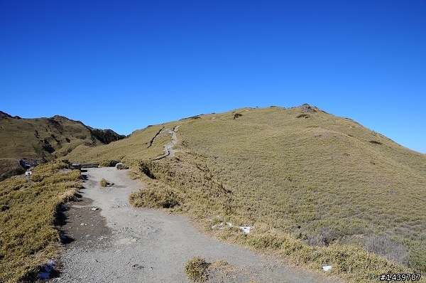 合歡山爆走兄弟在600km的旅程裡油0感動無價