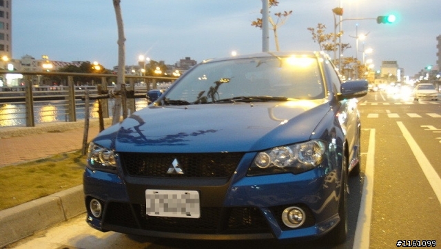 {開箱}終於入手人生第一部車極光藍Fortis空力版
