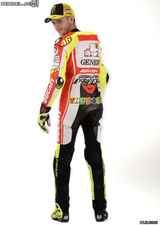 羅西 2011 年 ducati dainese 最新配色 定裝