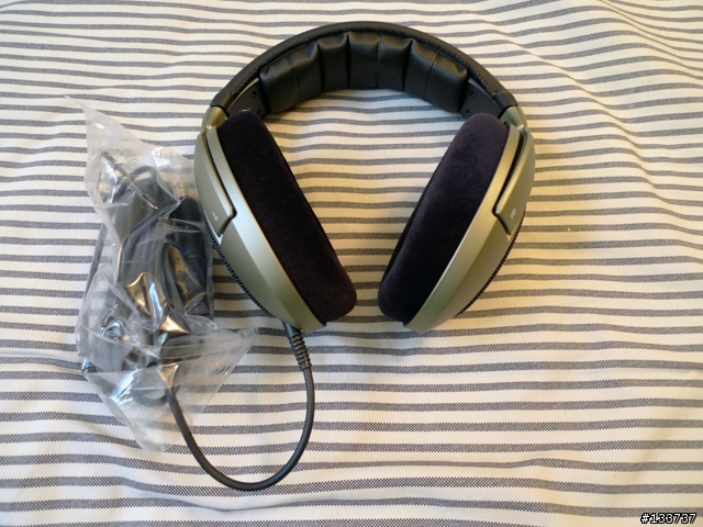 ［開箱］Sennheiser HD595 (有深海光環的中階耳機)