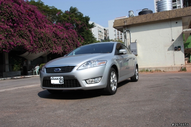 [不專業開箱文] 銀莽 Mondeo 2.0 TDCI 亂亂拍.....  (2012/05/02 柴莽登出 )