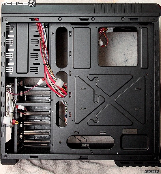 分享技嘉P67A-UD4＋i5-2500K的家CM 690II Advanced