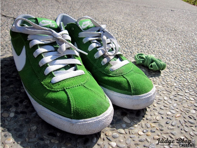 [開箱分享] NIKE  BRUIN SB 綠 麂皮 白勾