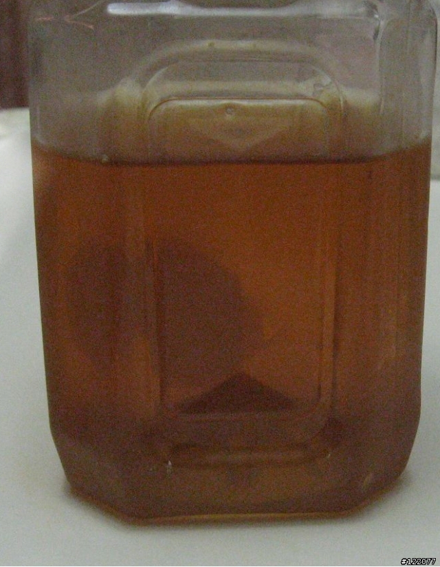 喝到有異物的油切綠茶