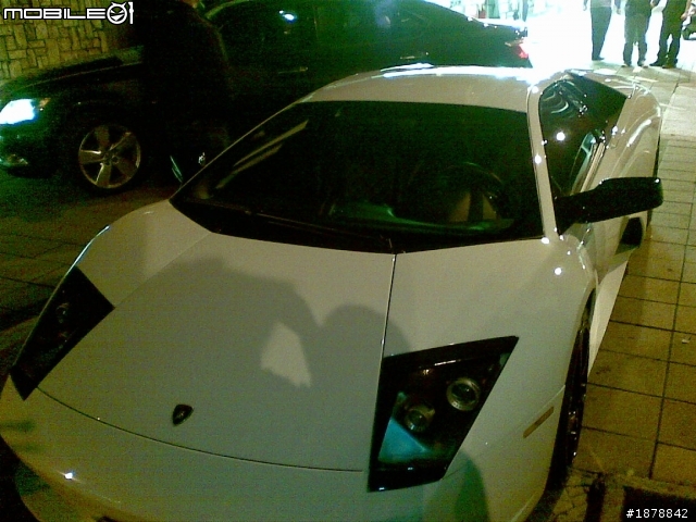 台北小巨蛋附近 巧遇 LP640