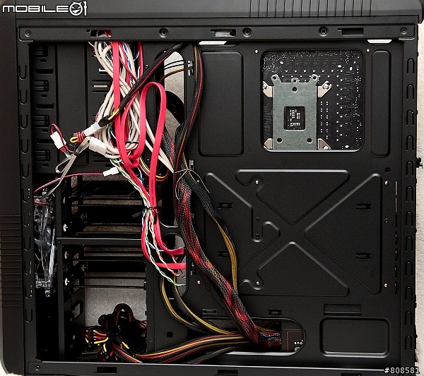 分享技嘉P67A-UD4＋i5-2500K的家CM 690II Advanced