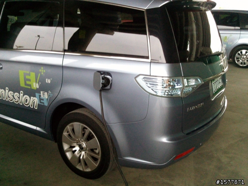 LUXGEN電動車