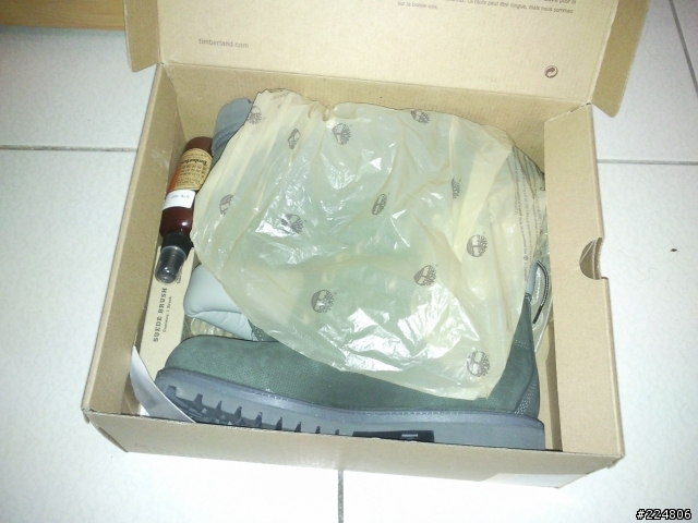 Timberland 42561 鐵灰六吋靴 不專業分享