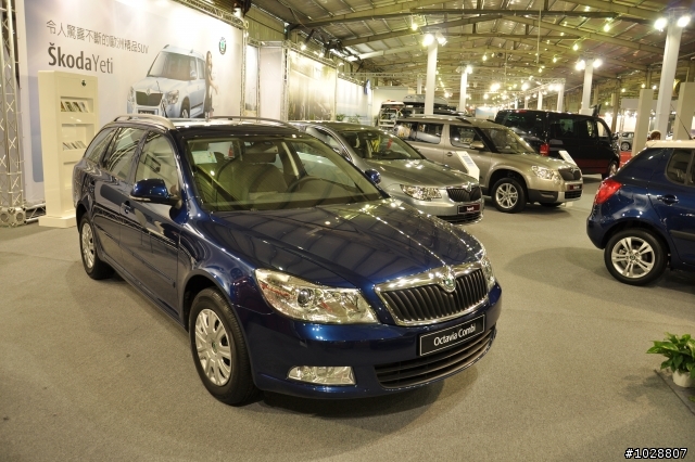 [圖多分享] VW T5 Multivan 可愛小白入手 + 冷冷清清的台中車展VAG版