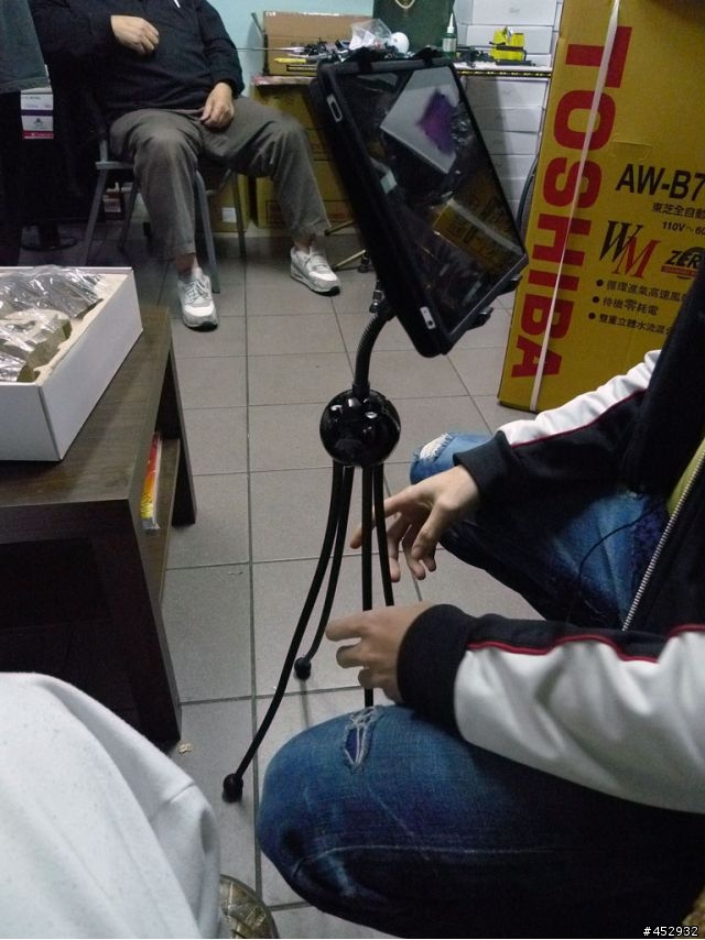 【開箱文】來自深海的奇蹟iPad周邊!? 四爪章魚哥~~~