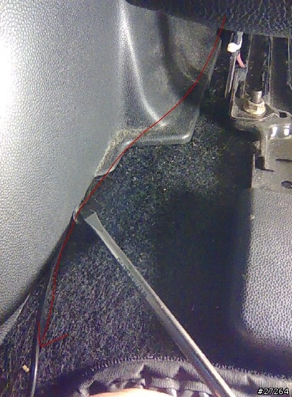 [DIY分享] 馬五倒車鏡頭的埋線