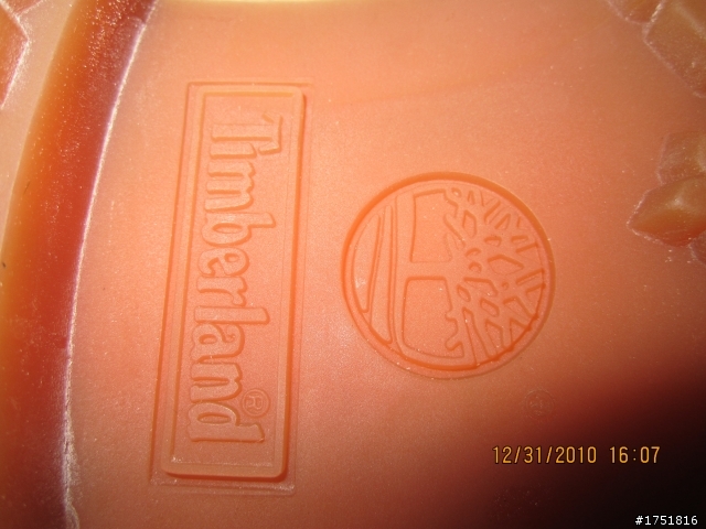 開箱~2010年最後一天入手的timberland 50009 酒紅雷根
