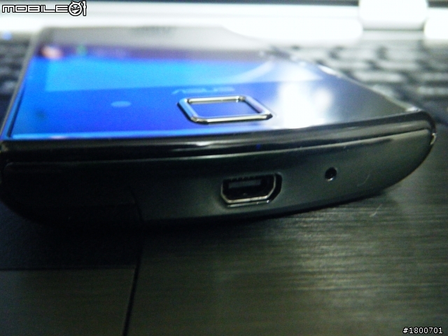 A50簡易開箱文(通路版)...ASUS第一款Android