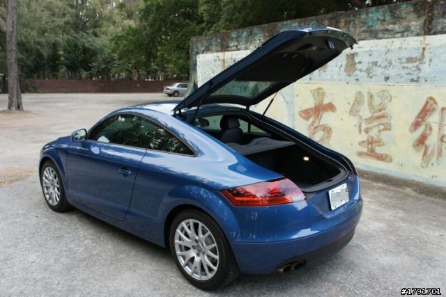 [開箱]小改款前的2010 AUDI TT (圖多傷眼請海涵)