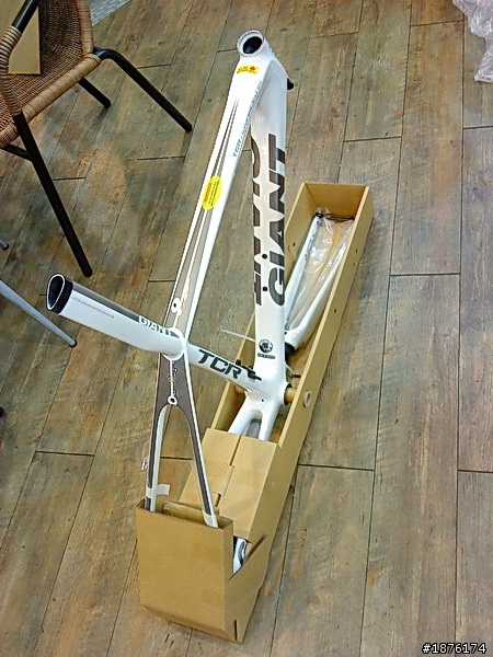 ╰⊙╯2011年 GIANT TCR ADV SL I-KIT 開箱文
