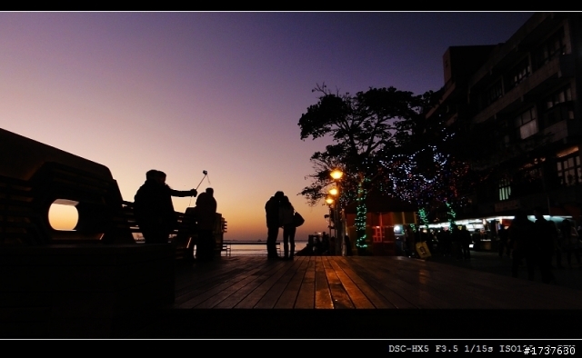 2010年最後一次以及2011年第一天的淡水夕照（使用相機HX5）