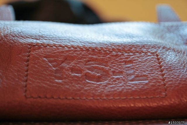 分享: YSL Montmartre messenger