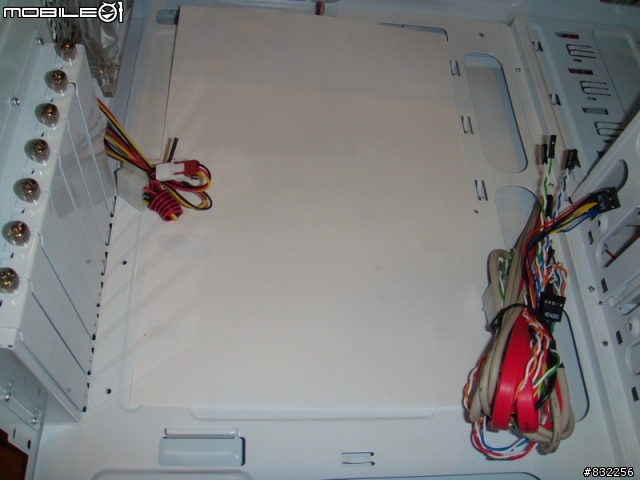 [外行人開箱]-Cooler Master 690 II Advanced WHITE(圖很多)