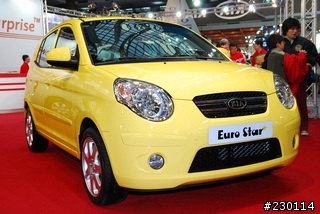 今天看到一台少見的 picanto (euro star)