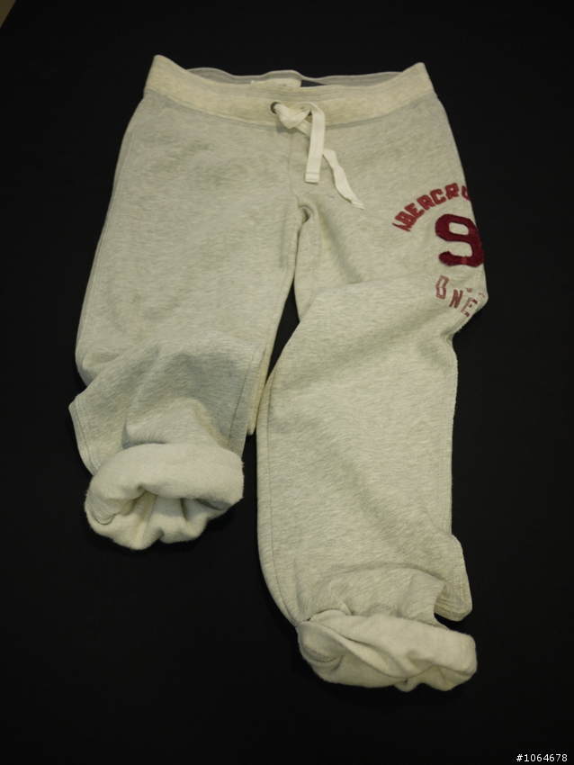 我家大小姐冬裝大採購==abercrombie kids==亂亂買