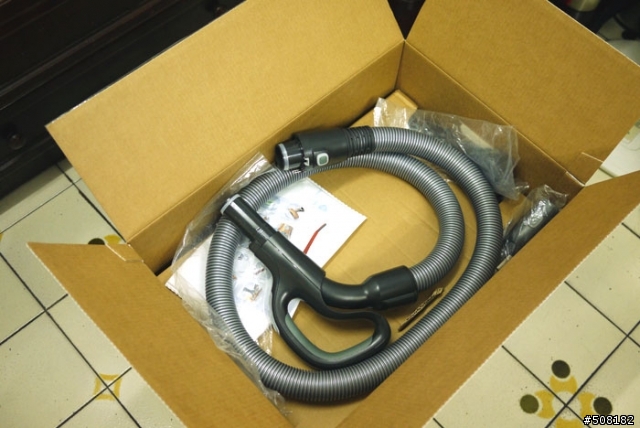[開箱]新年大掃除 伊萊克斯 UltraOne 吸塵器Z8871