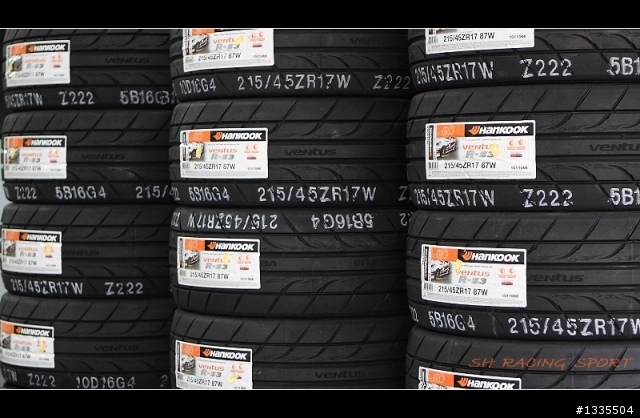HANKOOK R-S3 V.S  YOKOHAMA AD-08