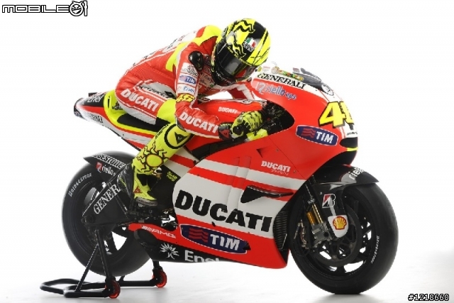 羅西 2011 年 ducati dainese 最新配色 定裝