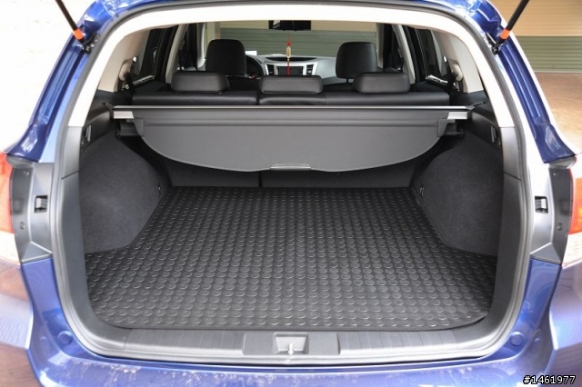 Legacy Wagon 2.5i 開箱