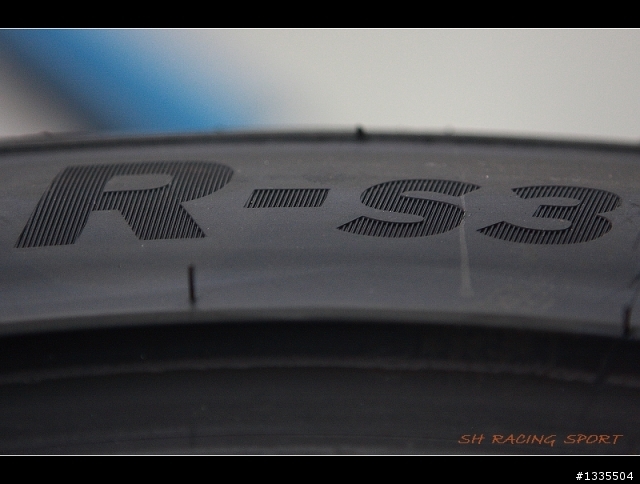 HANKOOK R-S3 V.S  YOKOHAMA AD-08