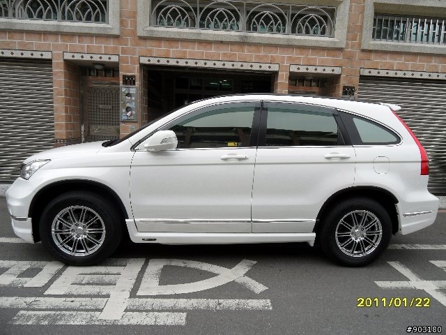 終於輪到我啦....CRV3...ENKEI SMS01...小腳上身