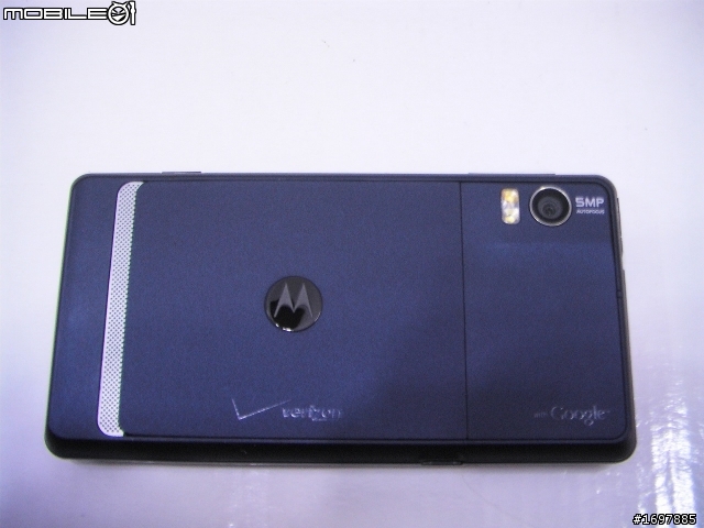 (2011/1/11更新手機畫面)一波好幾折的 Motorola Milestone 2 Global 開箱文，圖多，慎入