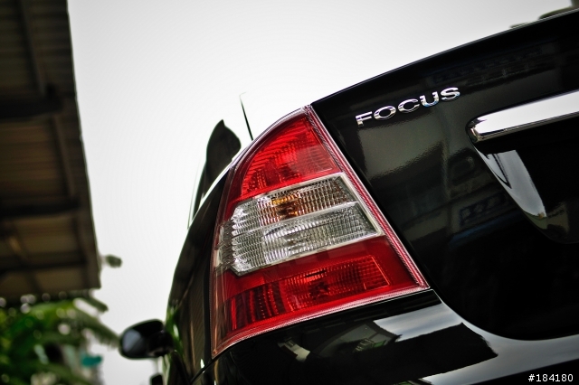 [開箱]Ford Focus 4D 豪華版