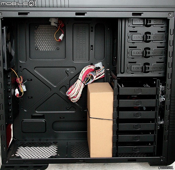 分享技嘉P67A-UD4＋i5-2500K的家CM 690II Advanced