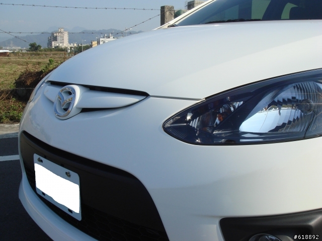 mazda2開箱...同款車主也出來透透氣吧！！